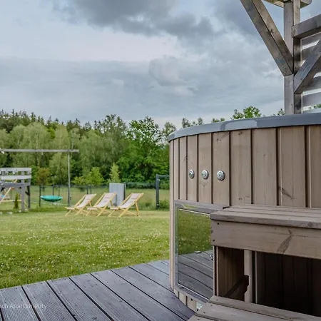 Holiday home Domki Karkonoskie - Przycup W Karkonoszach Apartamenty Przytulne Domki Z Ogrodem, Balia Oraz Sauna Z Widokiem Na Karkonosze