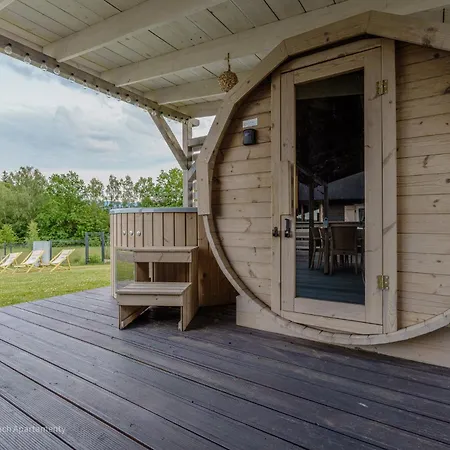 Holiday home Domki Karkonoskie - Przycup W Karkonoszach Apartamenty Przytulne Domki Z Ogrodem, Balia Oraz Sauna Z Widokiem Na Karkonosze Wojcieszyce